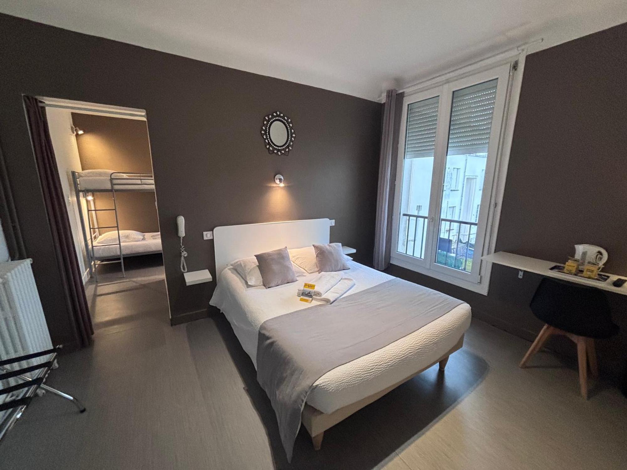 רויאן Crystal Hotel מראה חיצוני תמונה