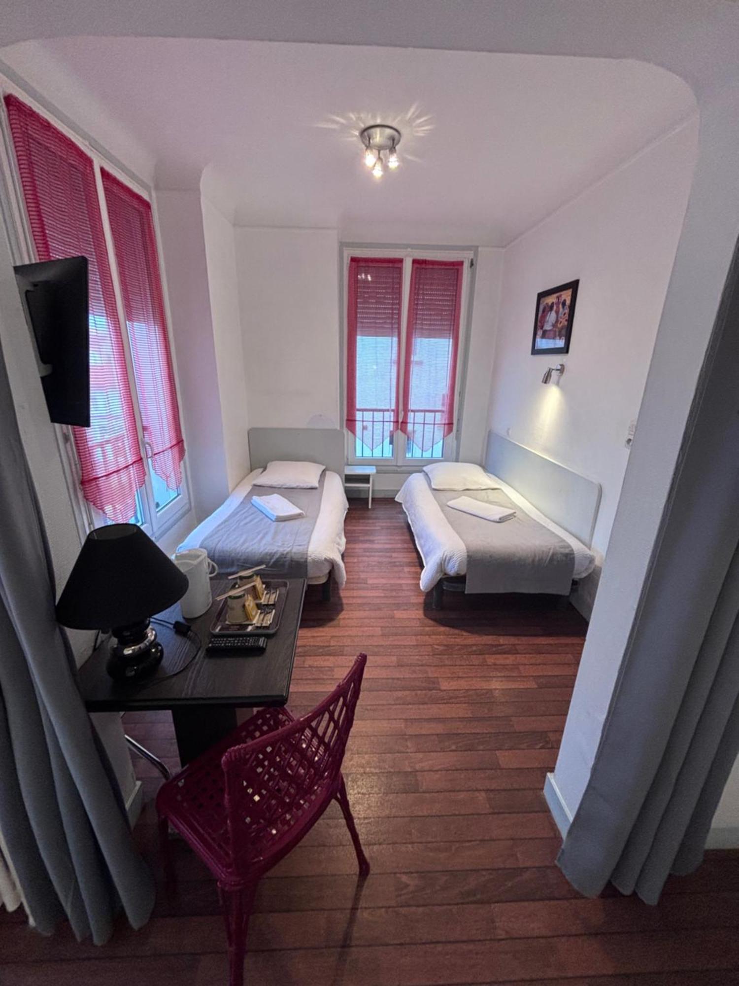 רויאן Crystal Hotel מראה חיצוני תמונה